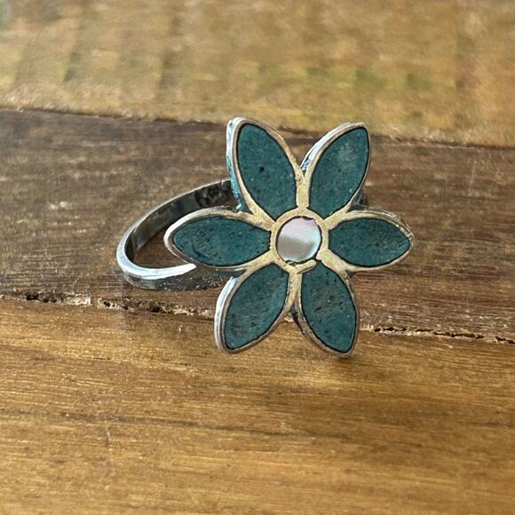 Vintage Sterling Silver Turquoise,MOP Inlay Flower Ring - 1970s Boho Style - Picture 1 of 4